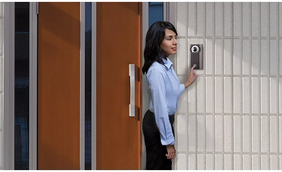 Woman_Blue Shirt_IX-DVfrontdoor