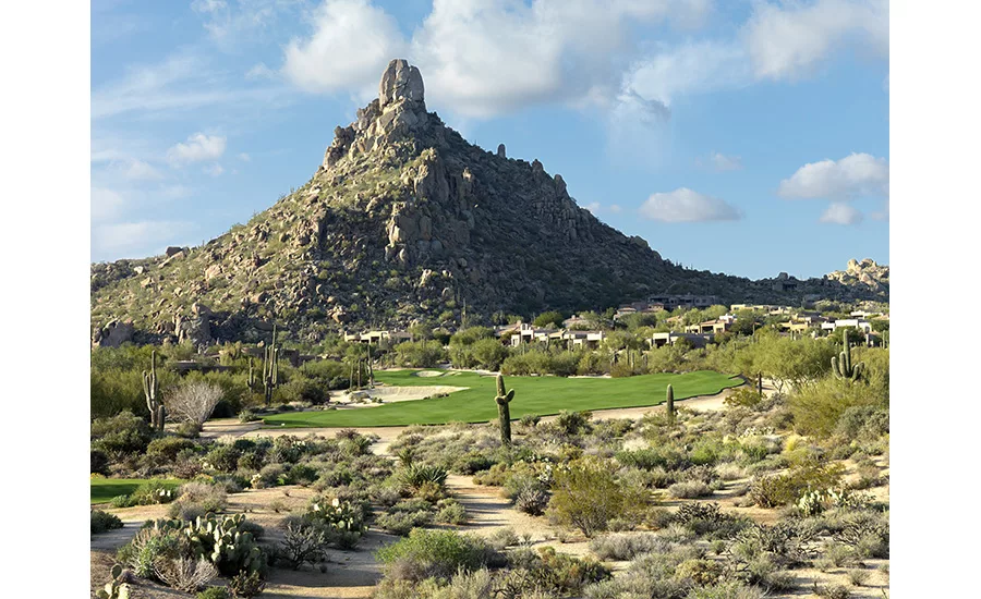Desert Highlands Hole 14 and Pinnacle Peak