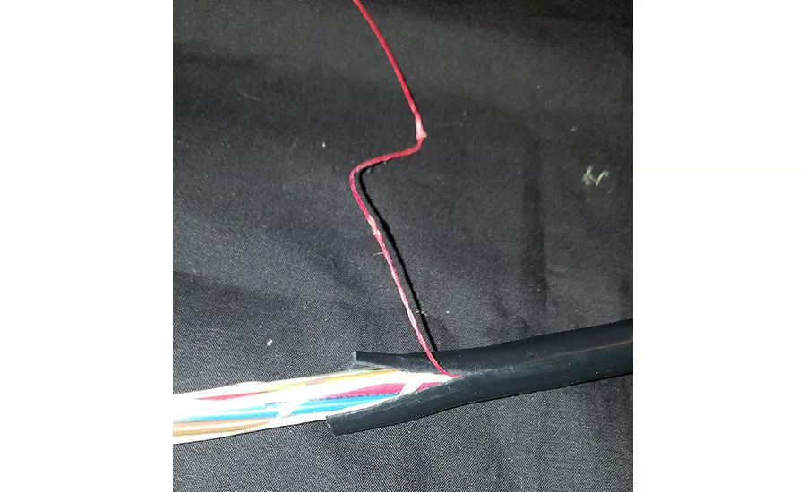 Pull string composite