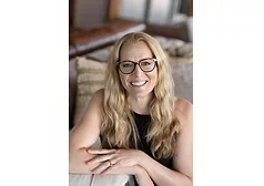 image of Amy Becker