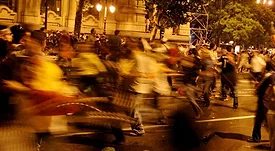 street crowd running